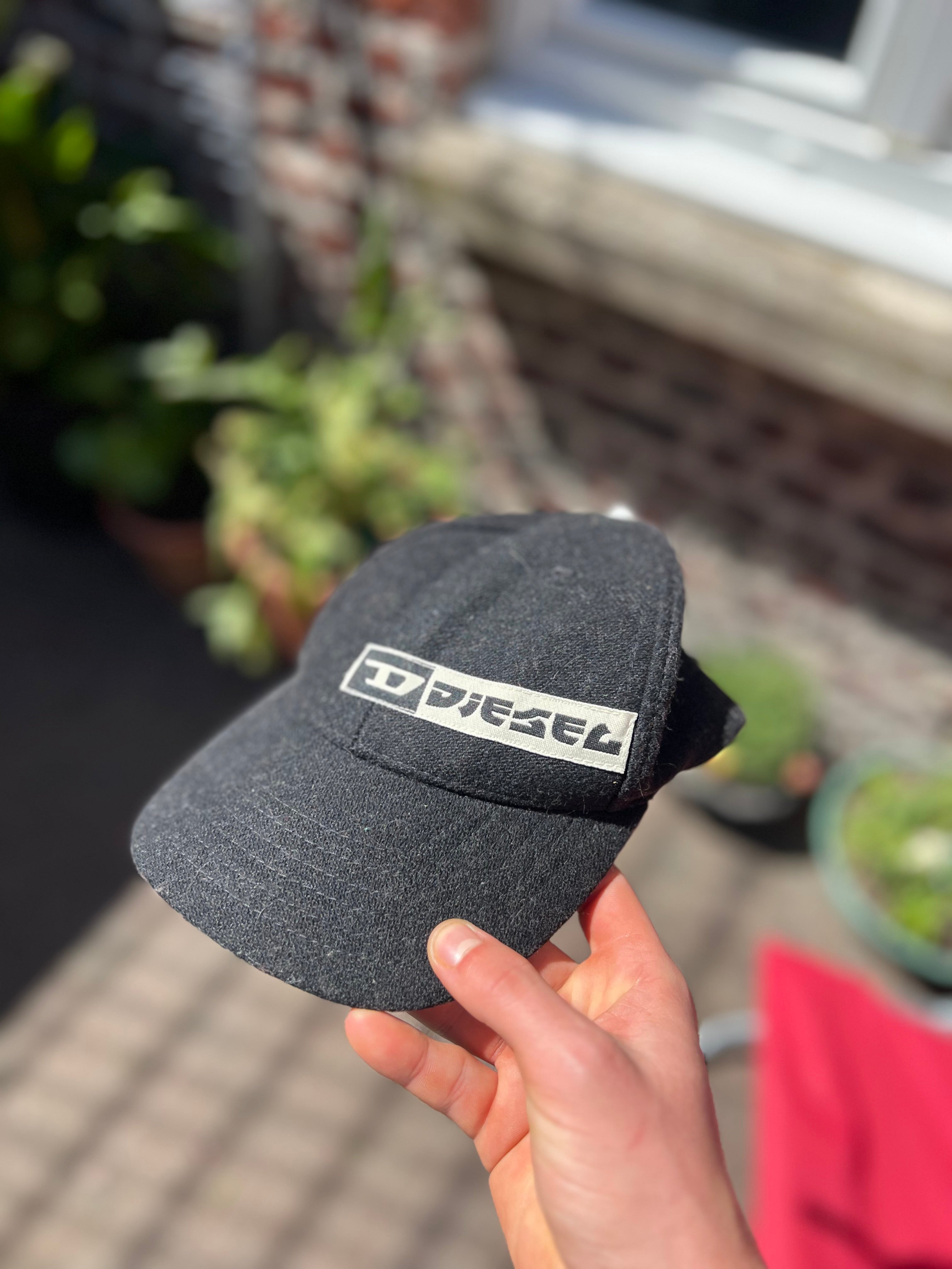 Casquette Diesel Noire Logo Brodé Y2K