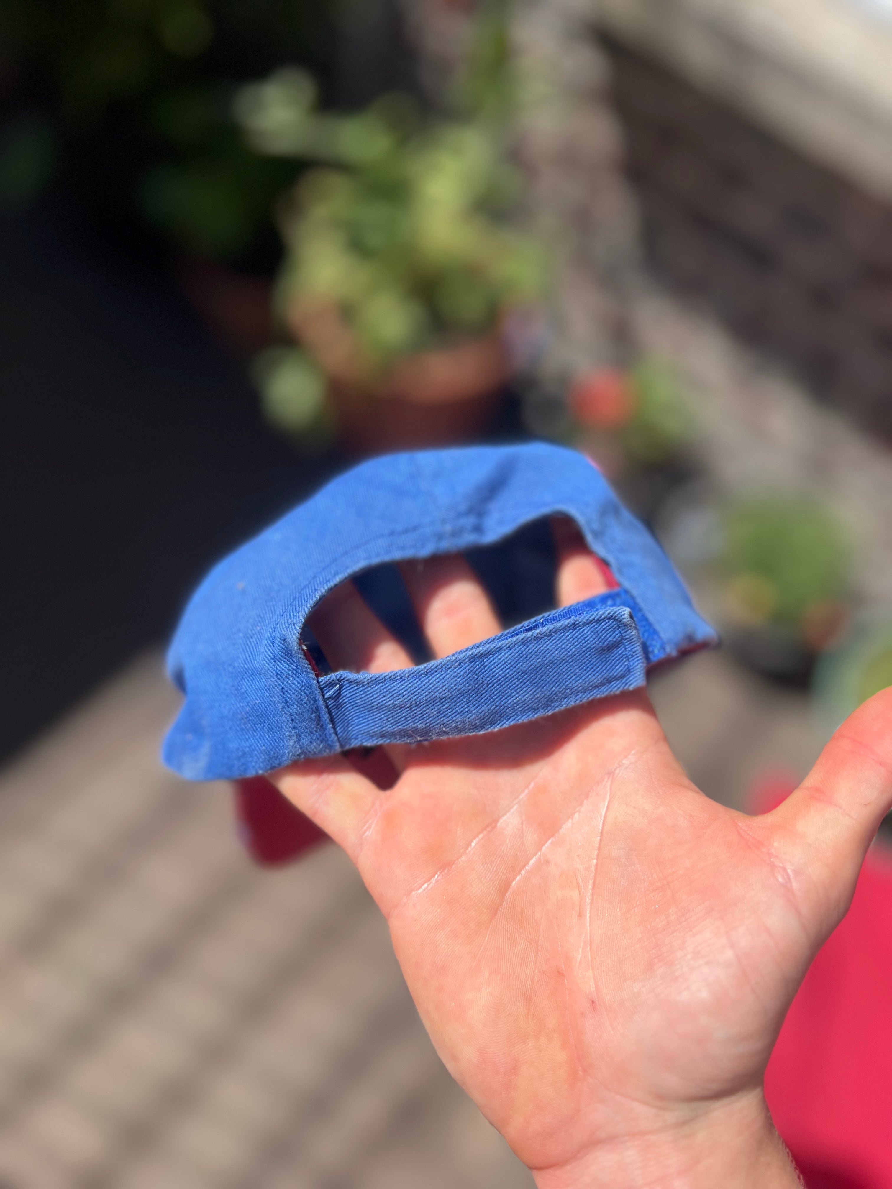Casquette Pro League Bleu & Rouge Vintage
