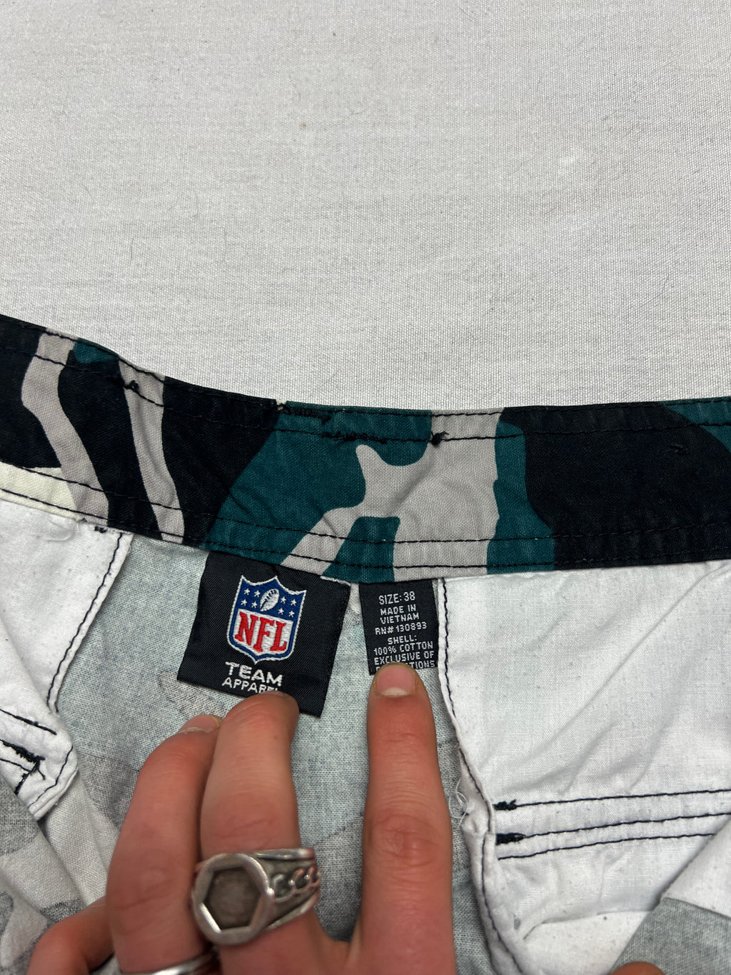 (XL) Short Cargo NFL Team Apparel Camouflage