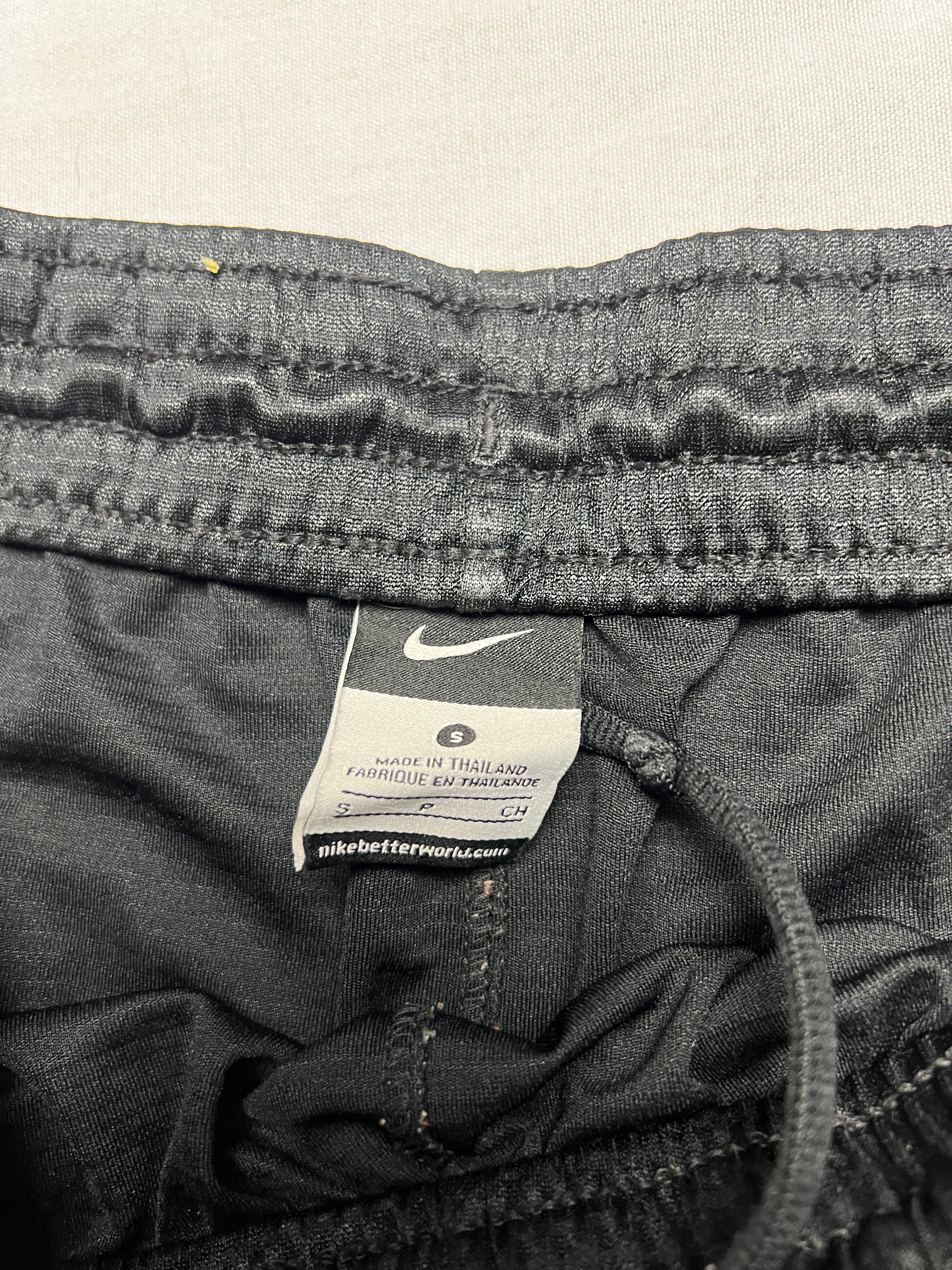 (S) Short de Sport Nike Noir