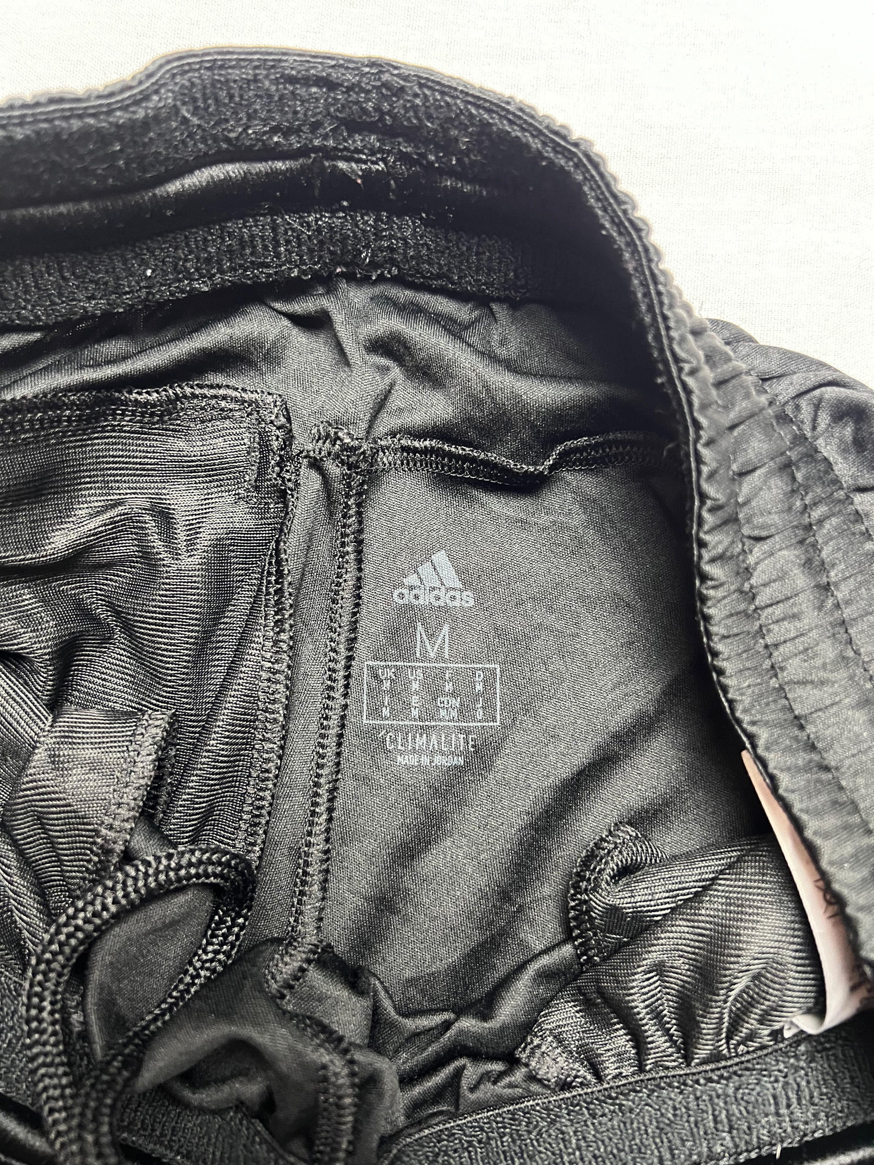 (M) Short Adidas Noir