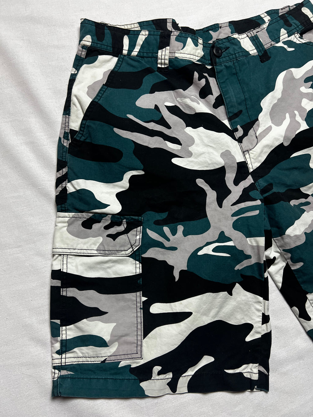 (XL) Short Cargo NFL Team Apparel Camouflage