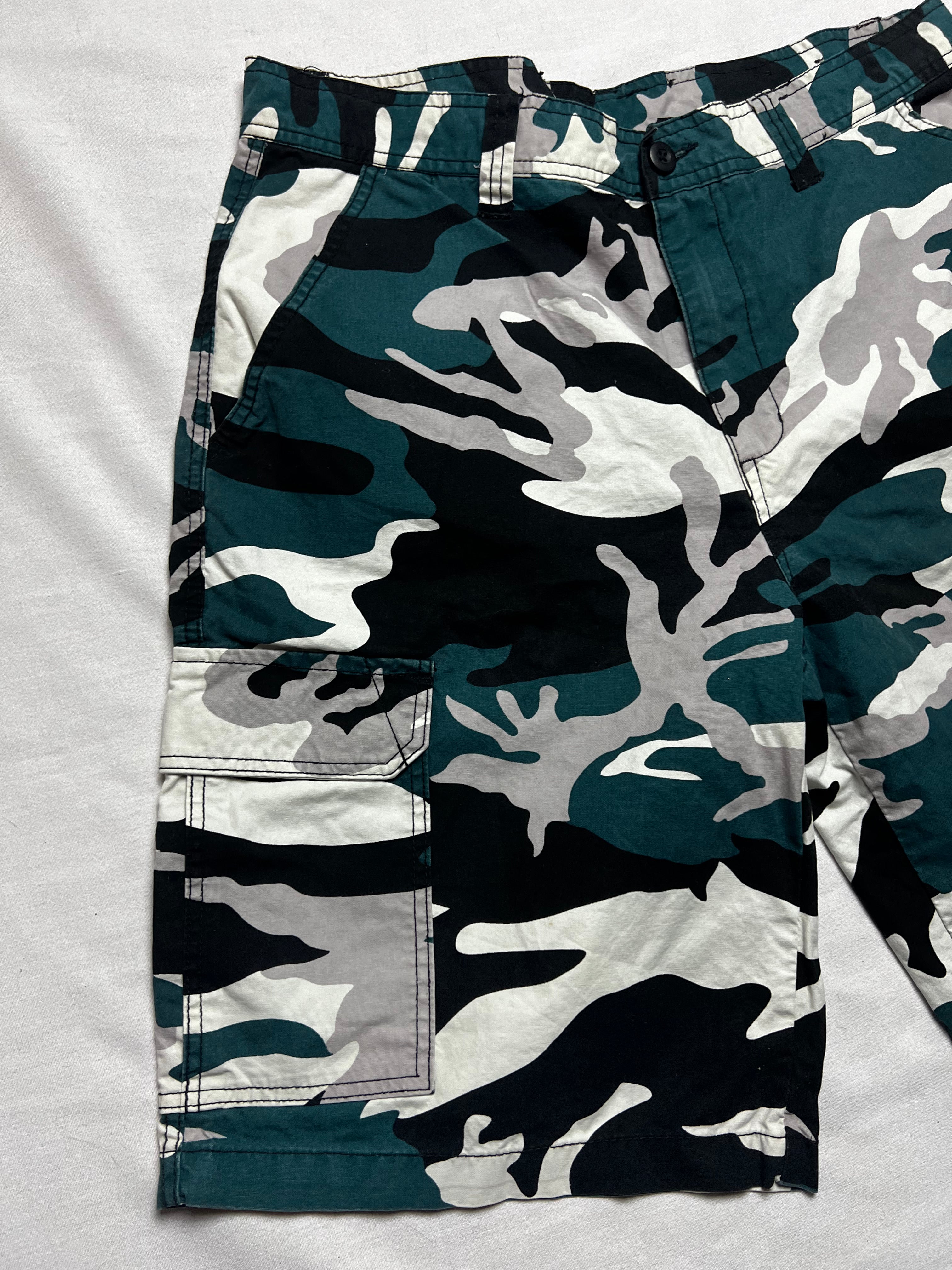 (XL) Short Cargo NFL Team Apparel Camouflage